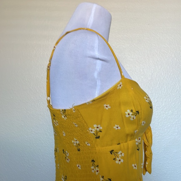 Large Yellow floral dress - Picture 8 of 10